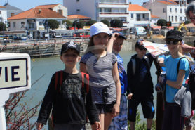 Enfants près du port - Parenthèse Océan Voyages